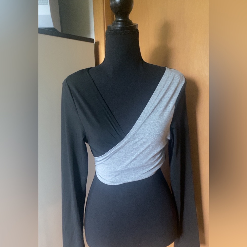 Wrap top - Picture 3 of 7